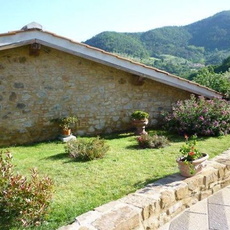 Agriturismo Casa Belvedere Bacchereto Buitenkant foto